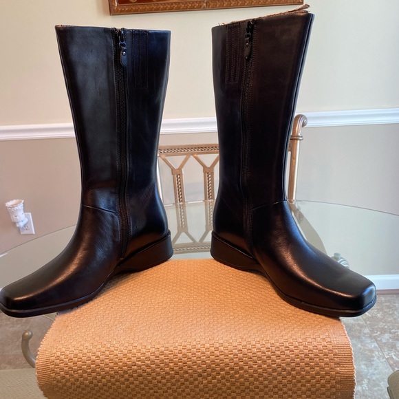 Rockport Leather Women’s Boots - Picture 4 of 15